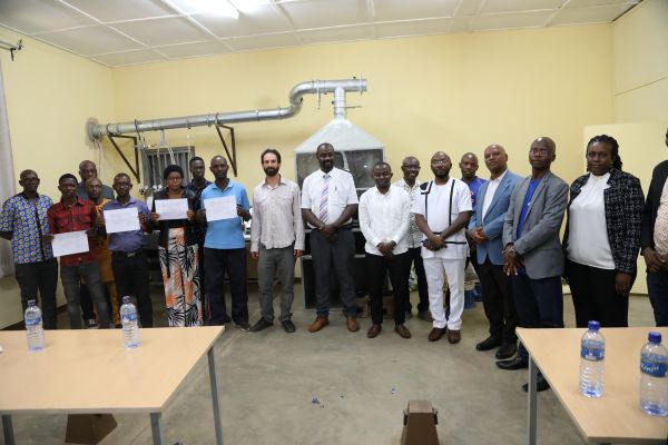 UN PAS DE GÉANT POUR L’EFFICACITÉ ÉNERGÉTIQUE : LE BURUNDI SE DOTE SON LABORATOIRE MODERNE DE TESTS DES FOYERS DE CUISSON À L’UNIVERSITÉ DU BURUNDI